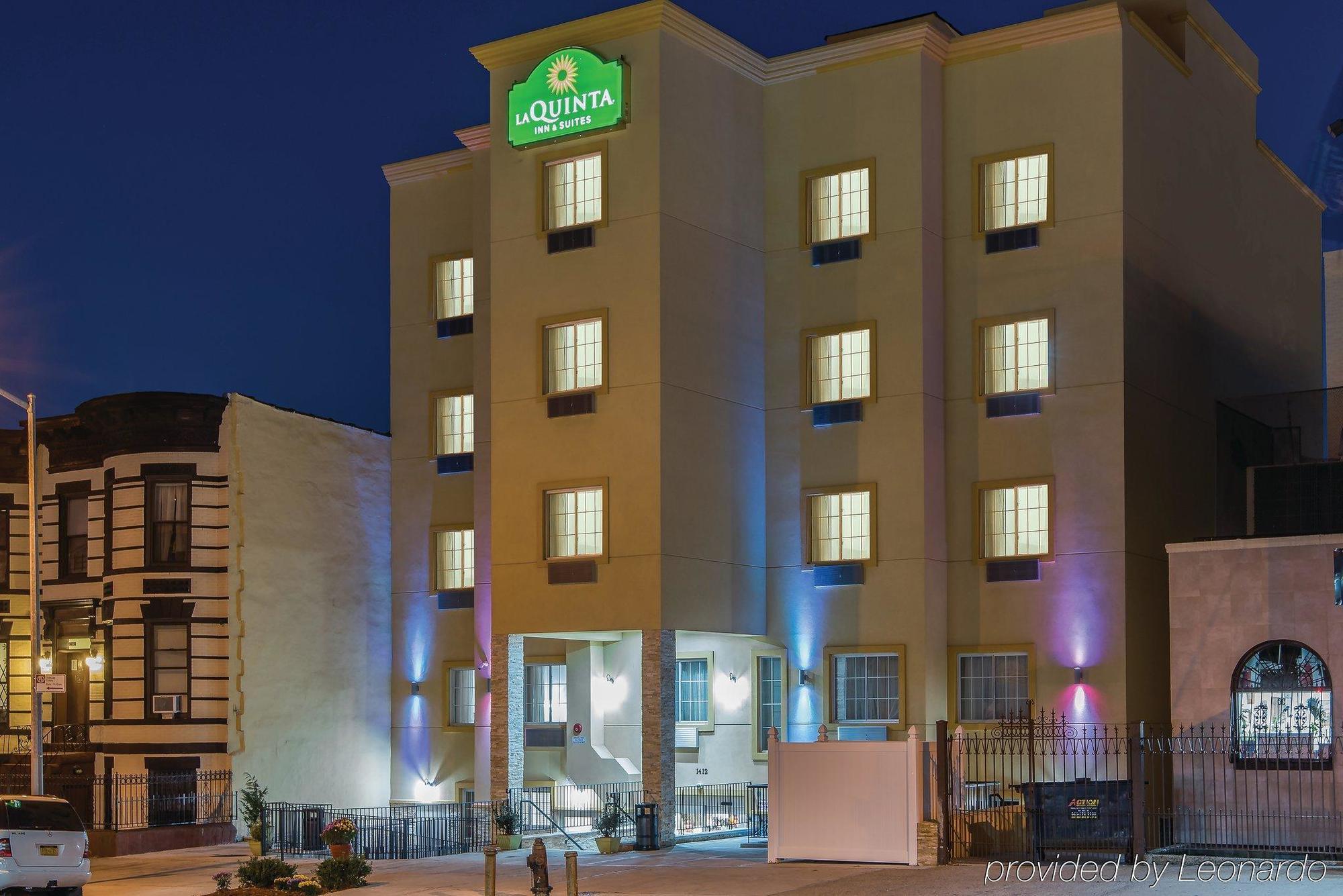 La Quinta By Wyndham Brooklyn East Hotel New York Bagian luar foto